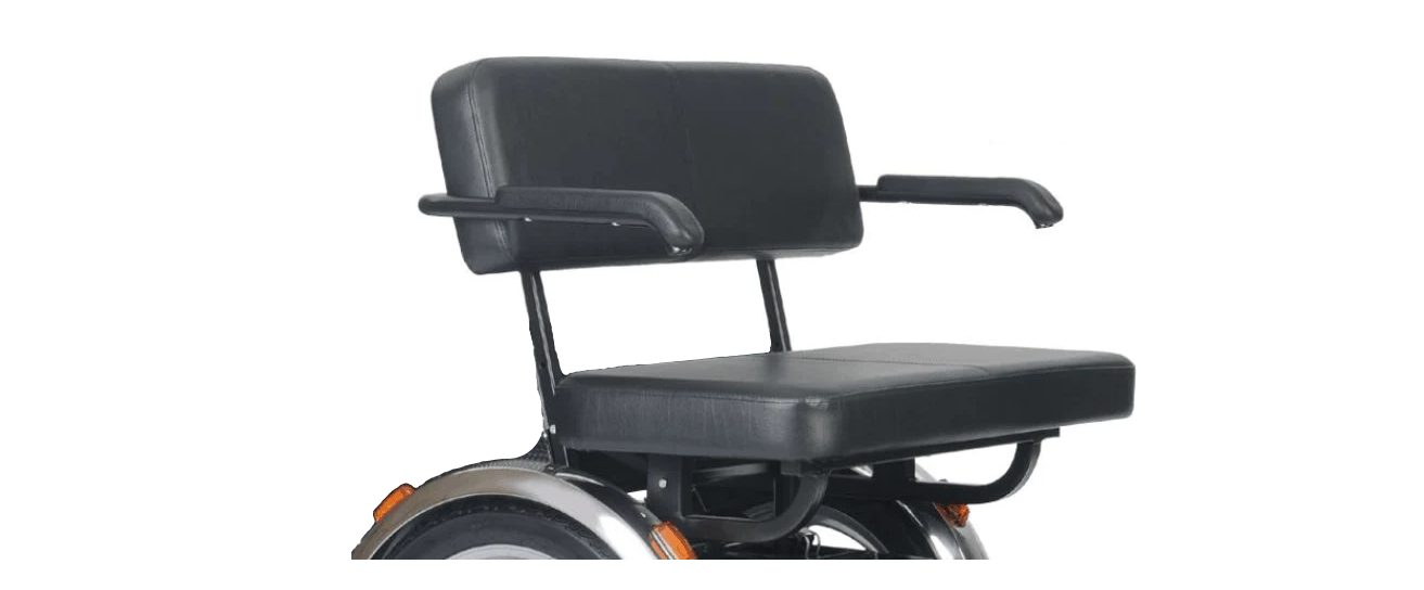 Close-up of Afiscooter SE Dual Seat.